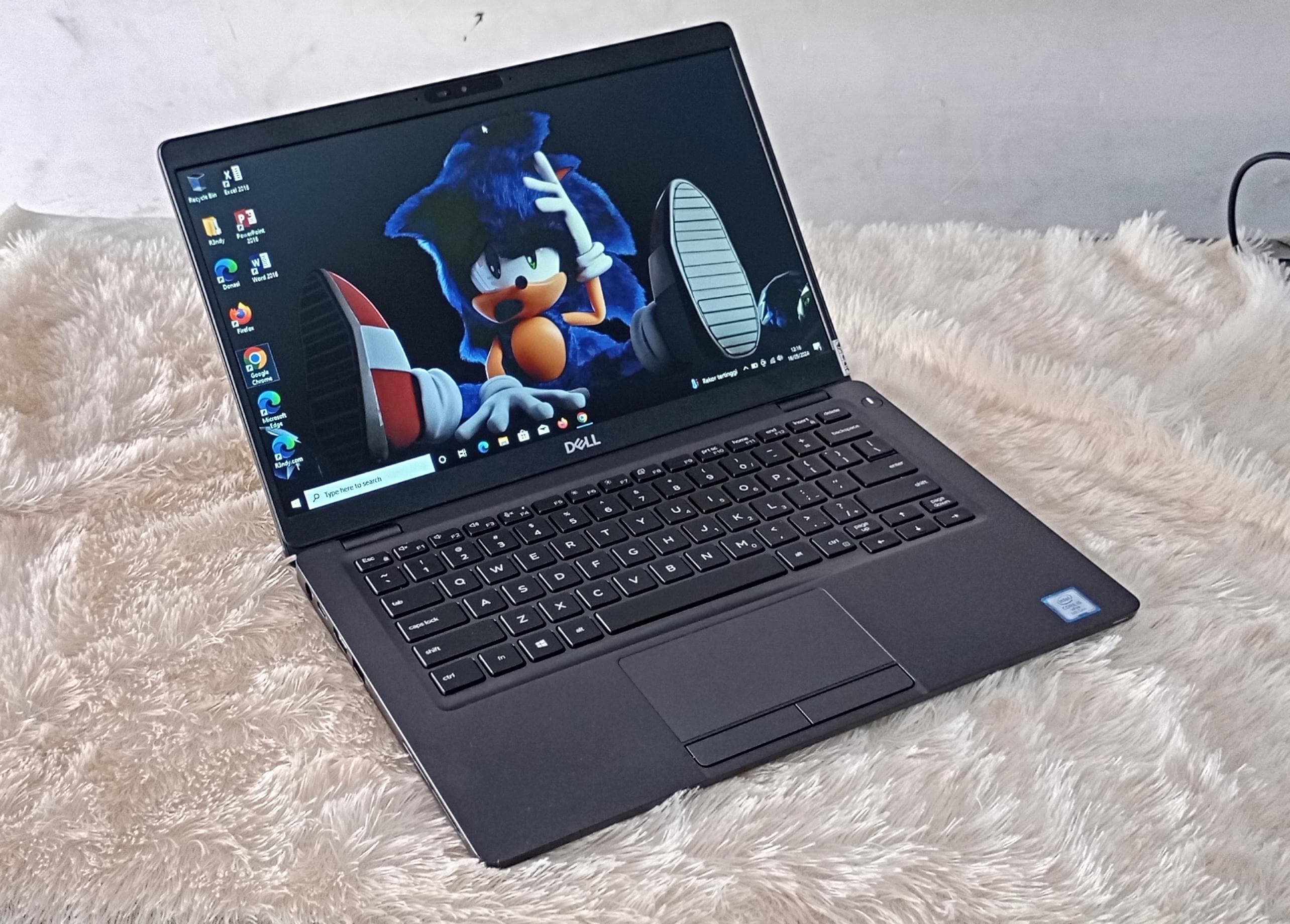 Dell 5300